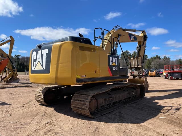 Image of Caterpillar 324E equipment image 4