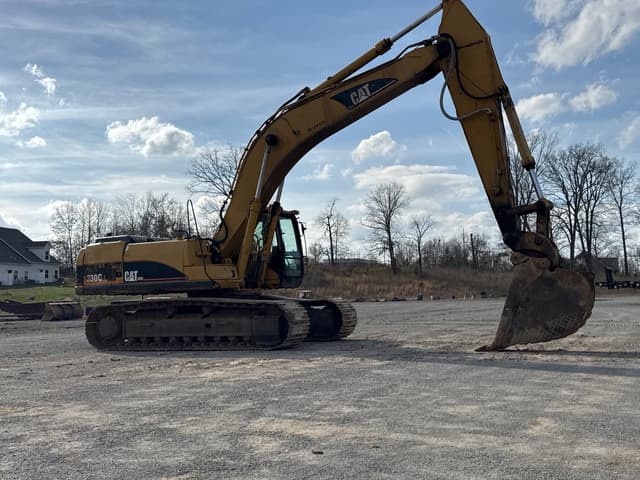 Image of Caterpillar 330CL equipment image 3