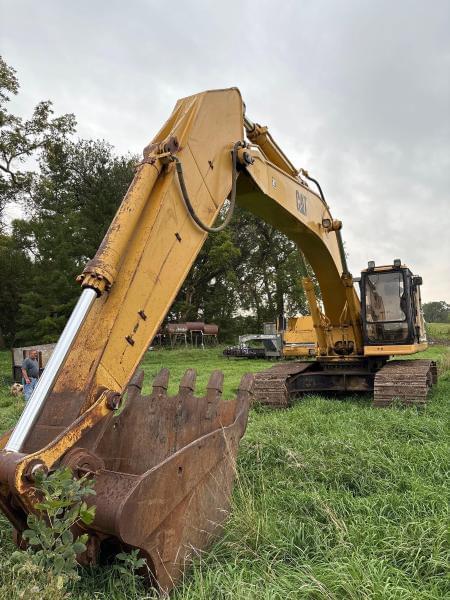 Image of Caterpillar 330L equipment image 3