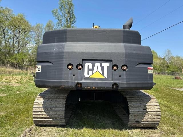 Image of Caterpillar 345BL equipment image 3