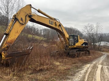 Main image Caterpillar 375L