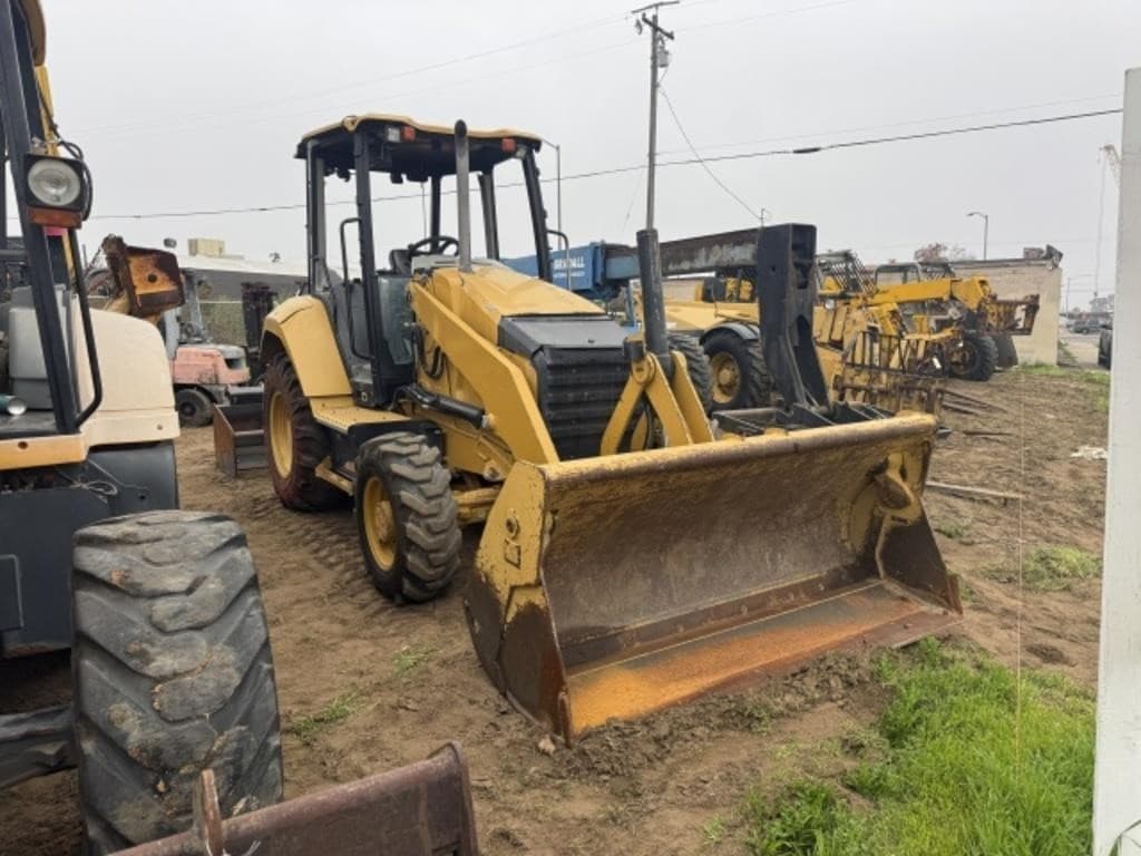 Image of Caterpillar 415 Image 0