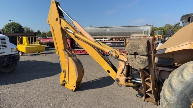 Image of Caterpillar 416 equipment image 4