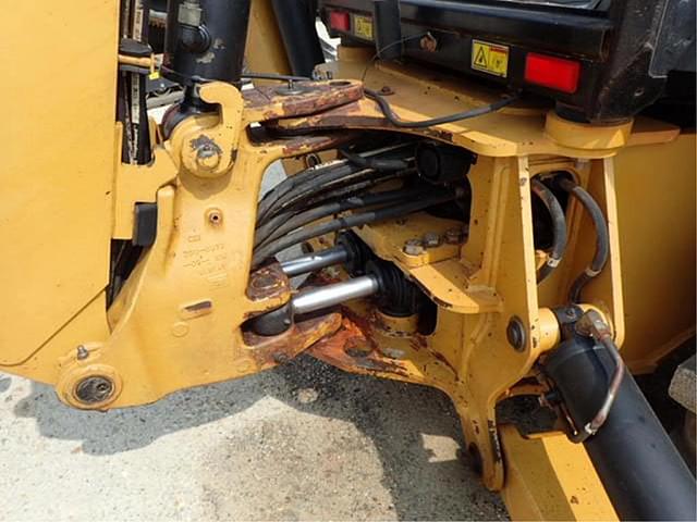 Image of Caterpillar 420E equipment image 4
