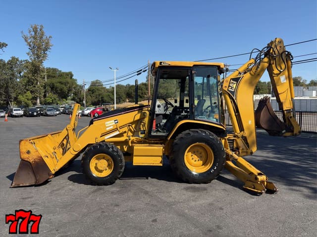 Image of Caterpillar 420D equipment image 2