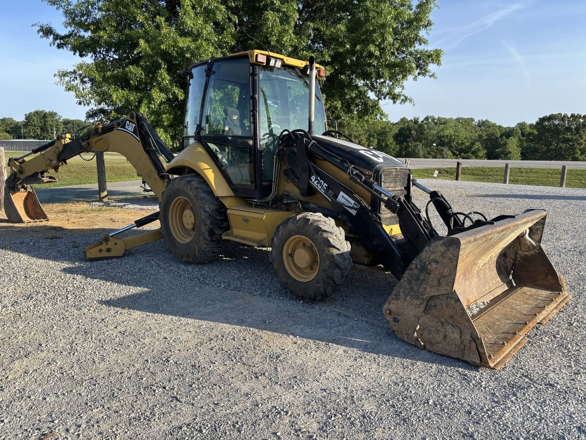 Caterpillar 420E Equipment Image0