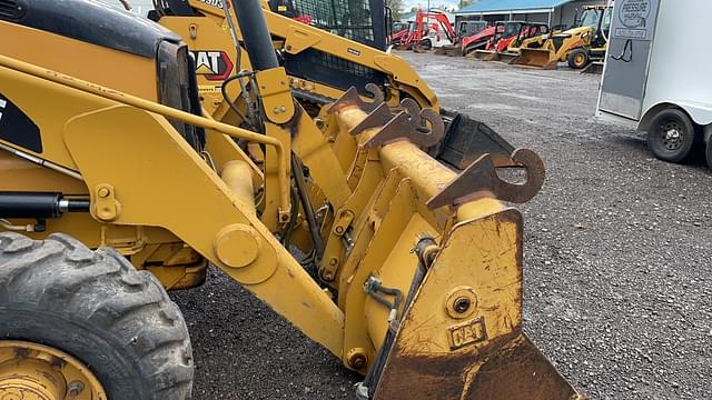 Image of Caterpillar 420E equipment image 4