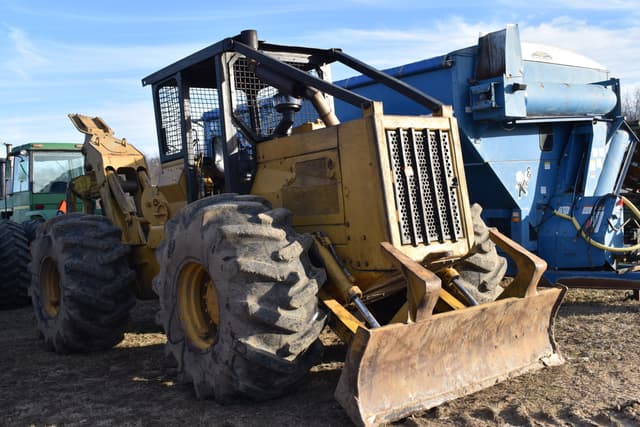 Image of Caterpillar 518 equipment image 2