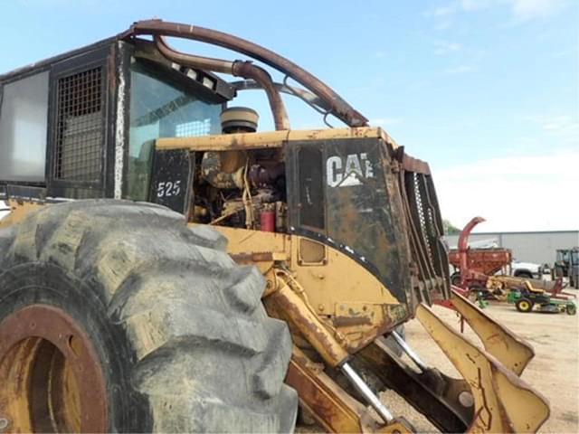 Image of Caterpillar 525 equipment image 2
