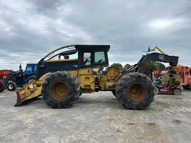 Image of Caterpillar 525B equipment image 1