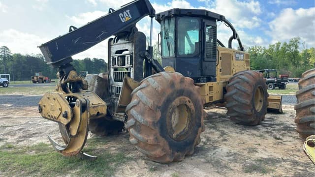 Image of Caterpillar 525D equipment image 2