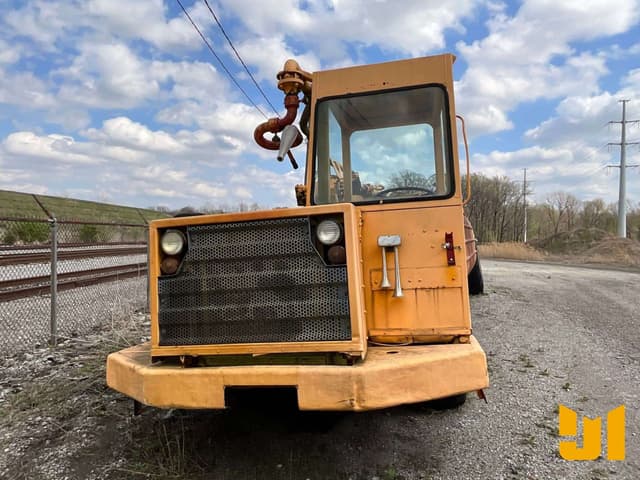 Image of Caterpillar 613B equipment image 1