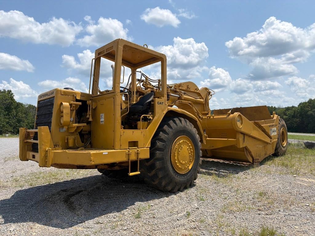Caterpillar 621B Equipment Image0