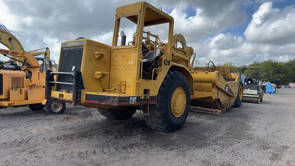 Image of Caterpillar 621B Primary image