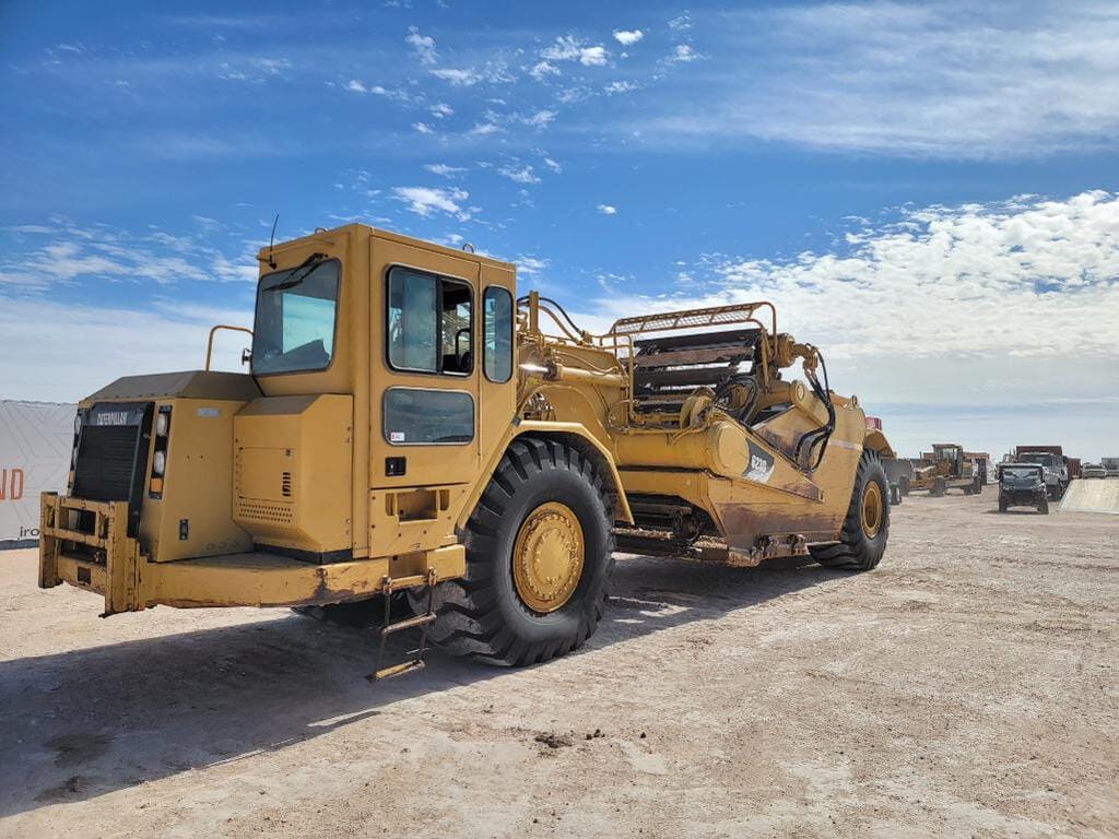 SOLD - Cat 623G Paddle Scraper Construction with 13,264 Hrs