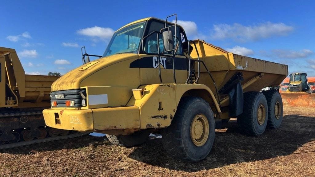 Caterpillar 730 Equipment Image0