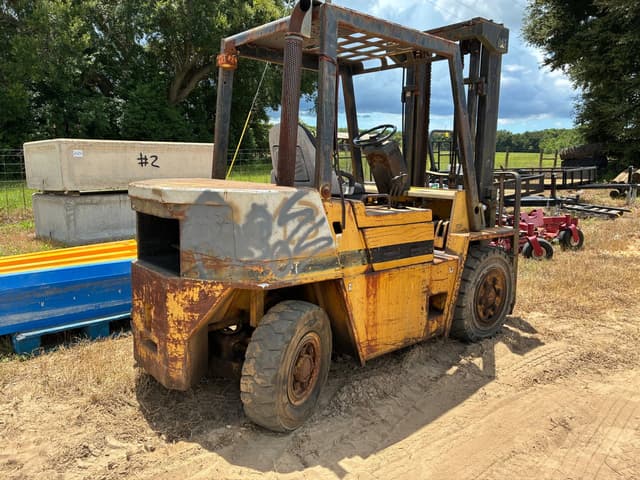 Image of Caterpillar V80F equipment image 1