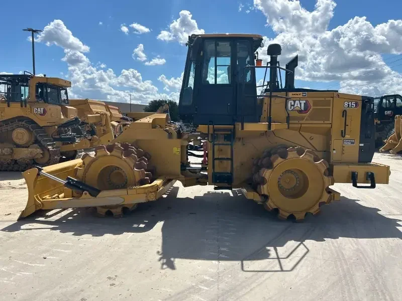 2024 Caterpillar 815 Equipment Image0