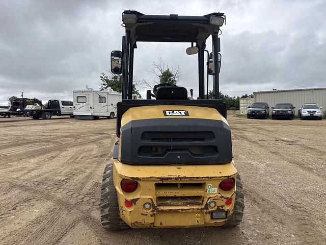 Image of Caterpillar 903C2 equipment image 3