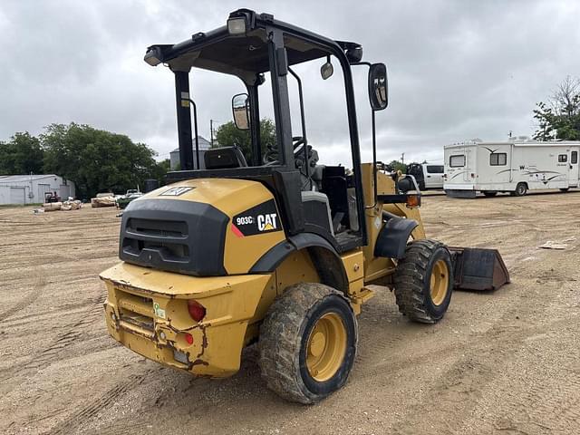 Image of Caterpillar 903C2 equipment image 4