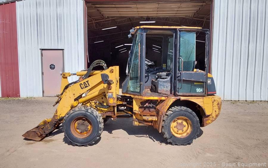 Main image Caterpillar 904B