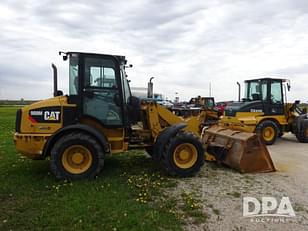 Main image Caterpillar 908M 14