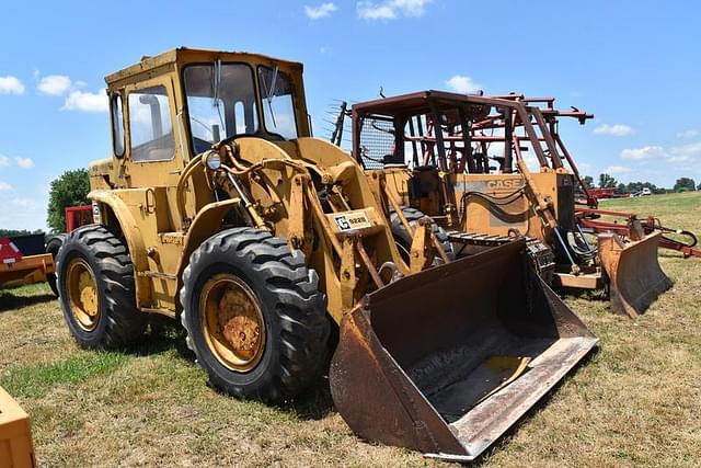 Image of Caterpillar 922B equipment image 4