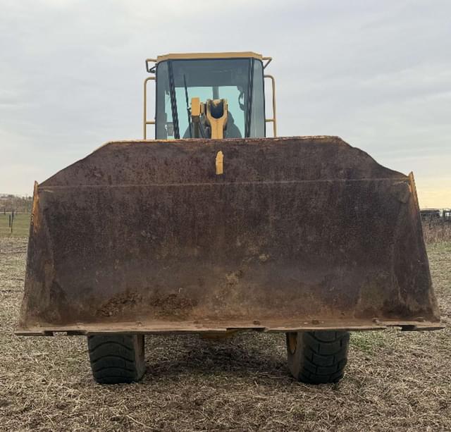 Image of Caterpillar 926 equipment image 2