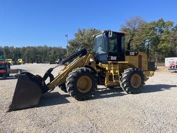 Main image Caterpillar 930H