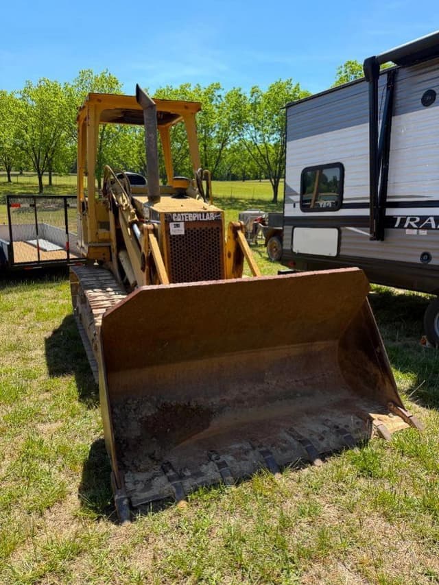 Image of Caterpillar 933 equipment image 1