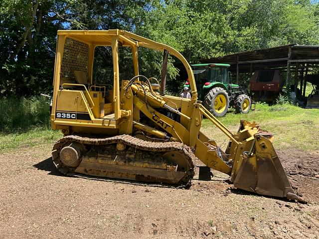 Image of Caterpillar 935C equipment image 2