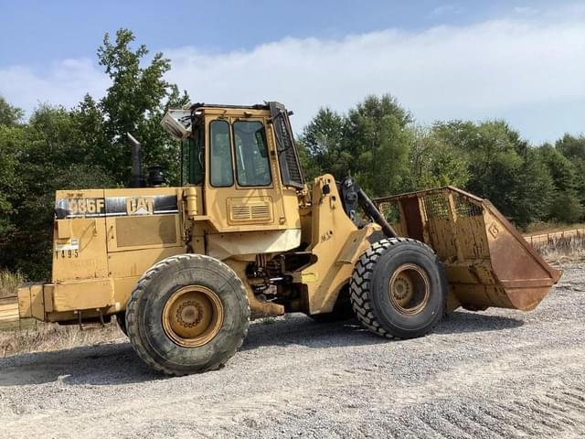 Image of Caterpillar 936F equipment image 2