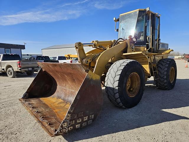 Image of Caterpillar 938F equipment image 3