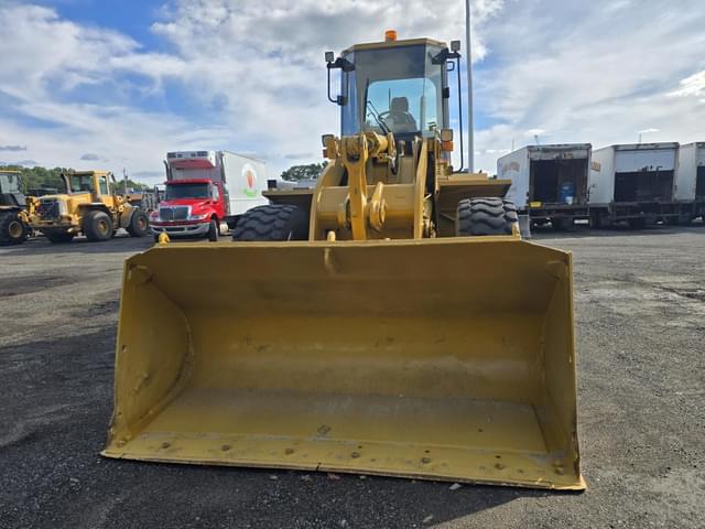 Image of Caterpillar 938F equipment image 1