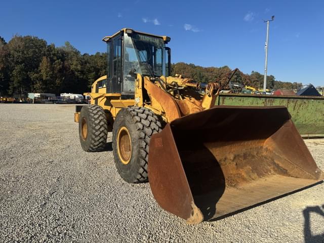 Image of Caterpillar 938G equipment image 1