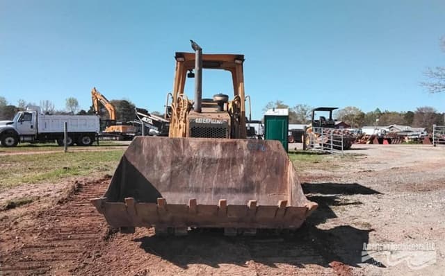 Image of Caterpillar 939C equipment image 2