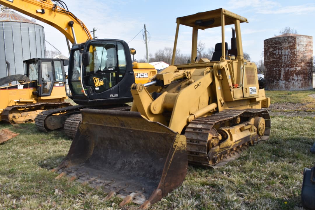 Image of Caterpillar 943 Primary image