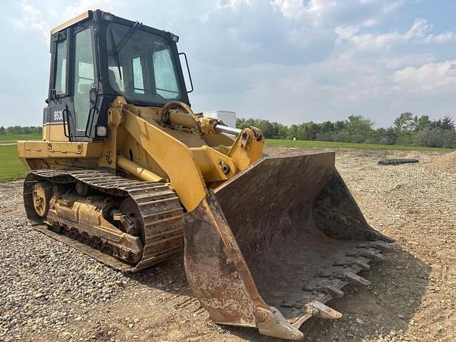 Image of Caterpillar 953C equipment image 1
