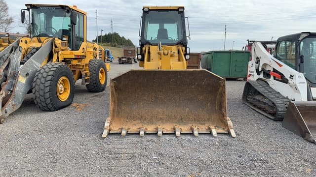 Image of Caterpillar 953C equipment image 1