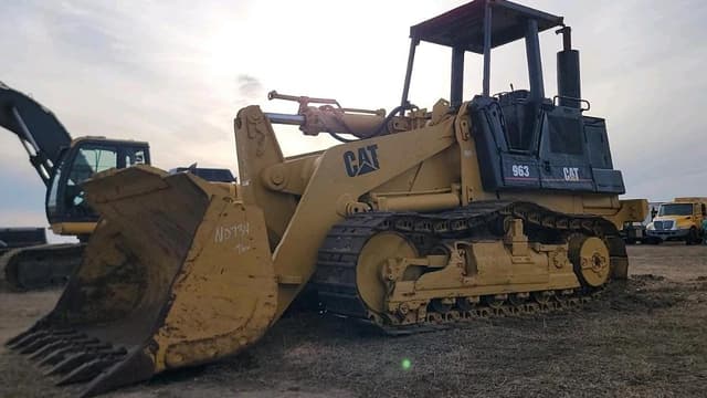 Image of Caterpillar 963 equipment image 3