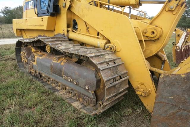 Image of Caterpillar 963C equipment image 3