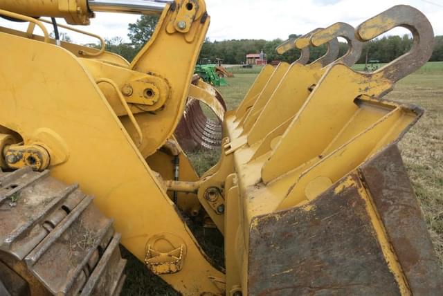 Image of Caterpillar 963C equipment image 4