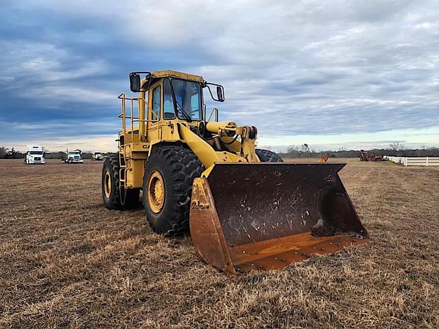 Image of Caterpillar 966D equipment image 1