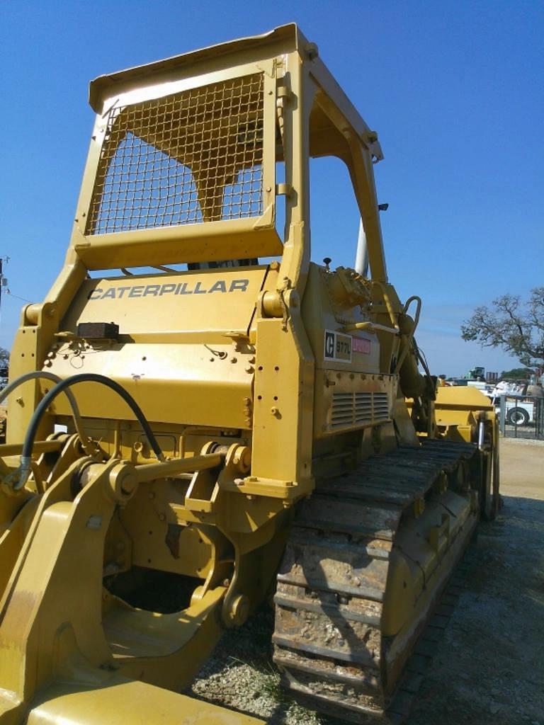 Image of Caterpillar 977L Image 1