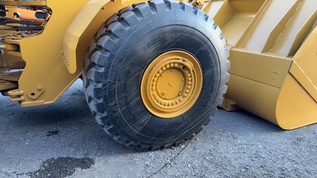 Image of Caterpillar 980K equipment image 3