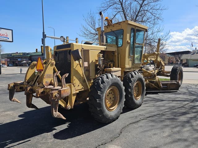 Image of Caterpillar 140G equipment image 4