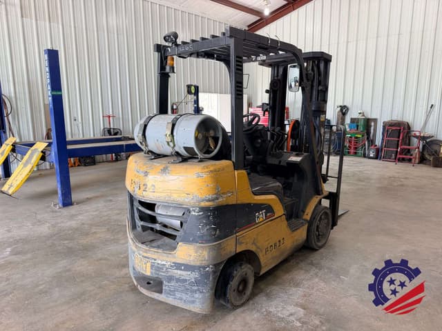 Image of Caterpillar C5000 equipment image 4