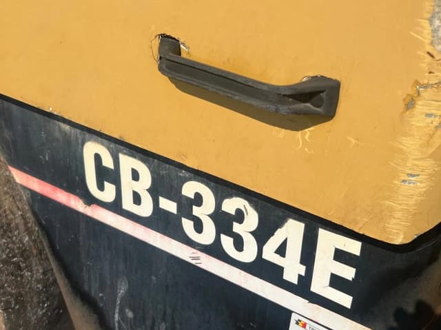 Image of Caterpillar CB334E equipment image 1