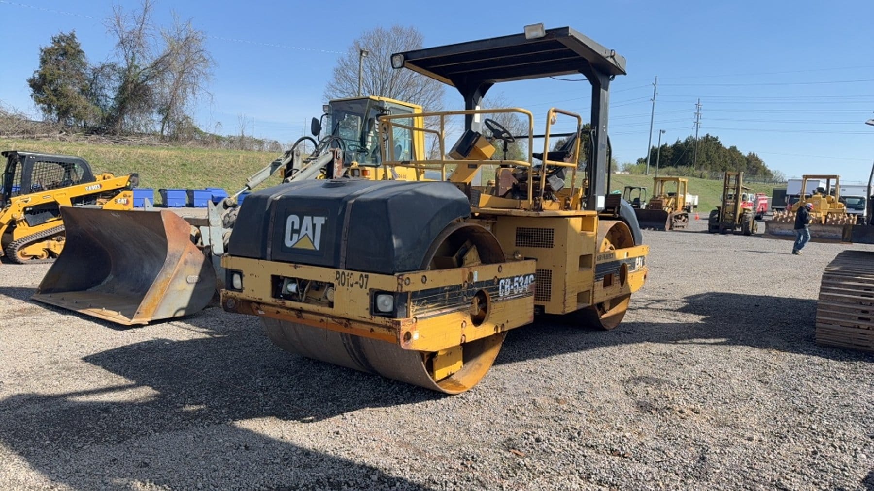Caterpillar CB-534C Equipment Image0