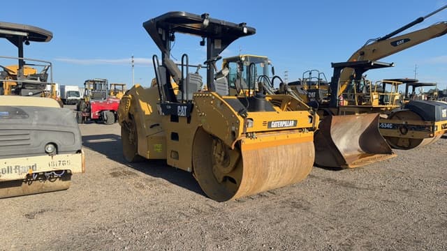 Image of Caterpillar CB54 equipment image 2